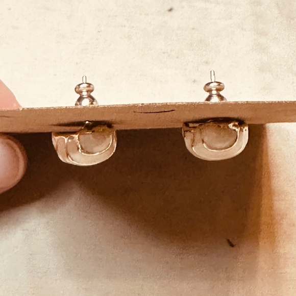 Gold Tone Cream Enamel Earrings Possibly Monet Clip On Converted to Post Vintage - Picture 4 of 6